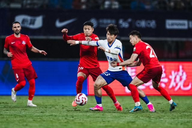 j9-泰山南征让三追四老崔心惊 9天3赛轮换制成疑问